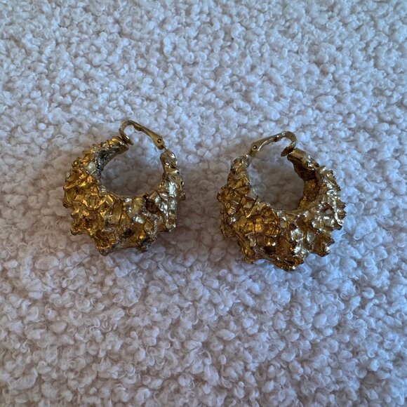Clip On Fashion Gold Earrings - Picture 2 of 6